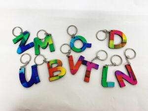 Portachiavi lettere nome in legno e stampa UV
