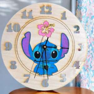 Orologio da parete in legno personalizzabile con immagine personaggio - immagine 2