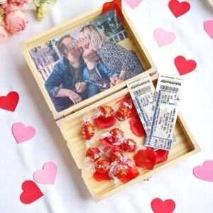 Scatola regalo gift box in legno personalizzabile idea regalo per innamorati - immagine 2