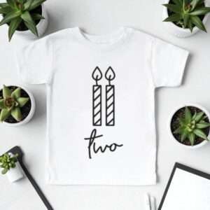 T-Shirt bambino bambina compleanno con numero e candeline - immagine 3